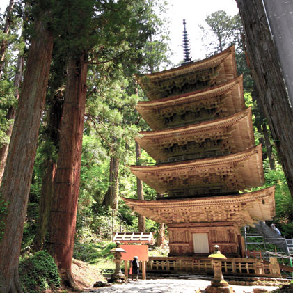 出羽三山 と 月山 と 鳥海山
