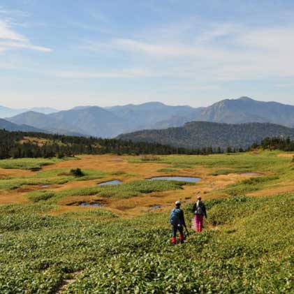 苗場山